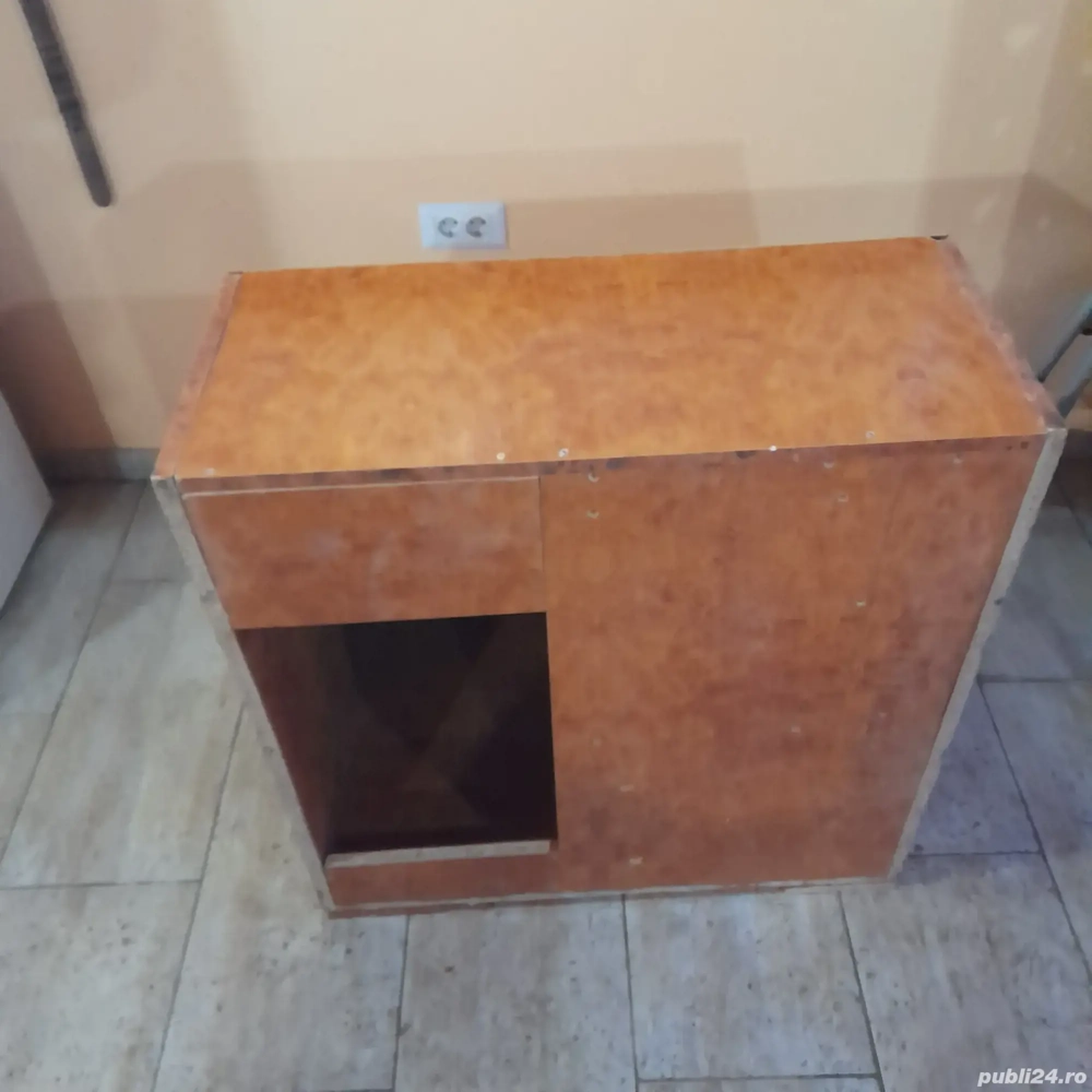 Vand cusca caine noua