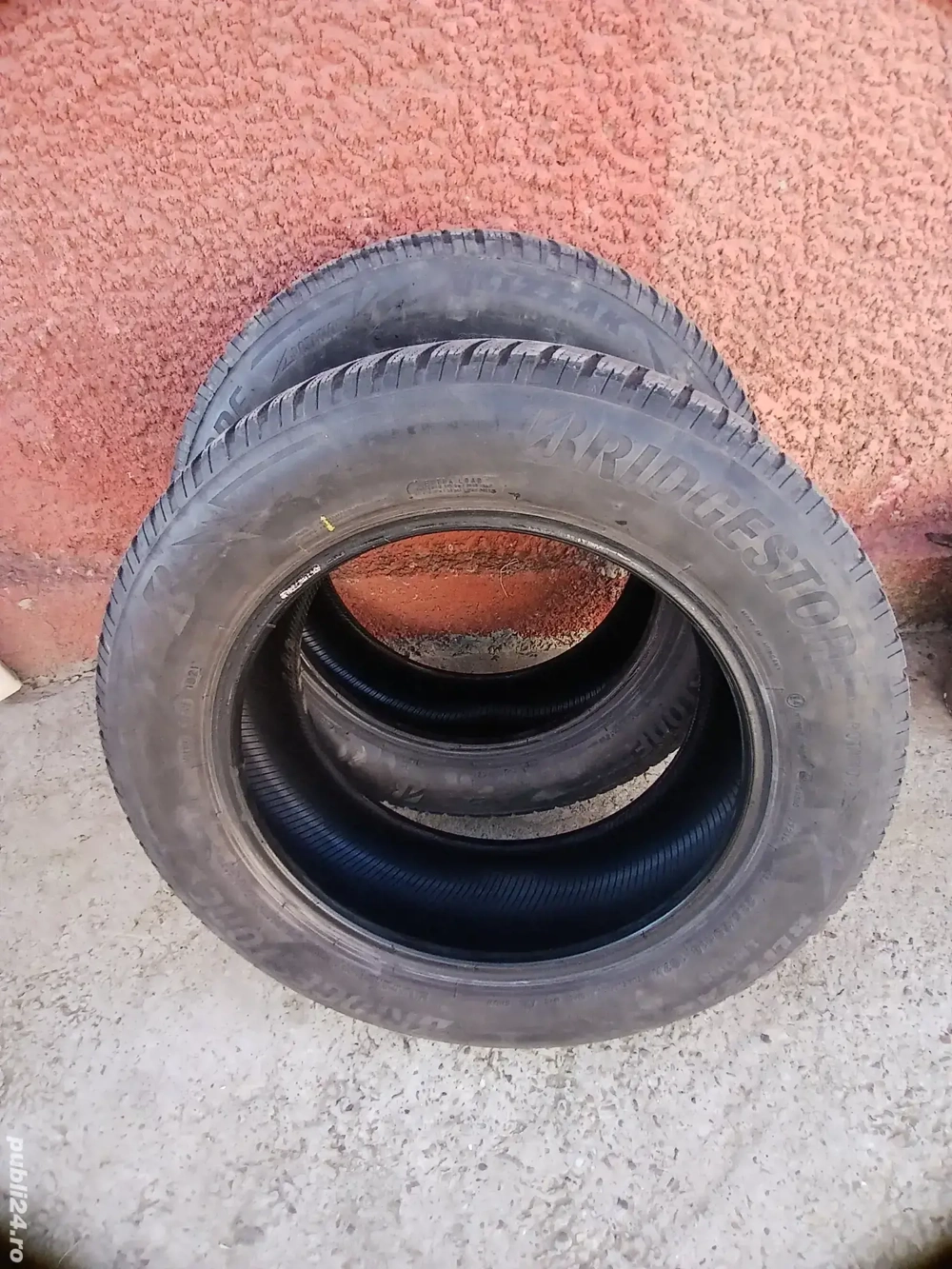 Vând anvelope cauciucuri Bridgestone 235.60r18 MS Continental 