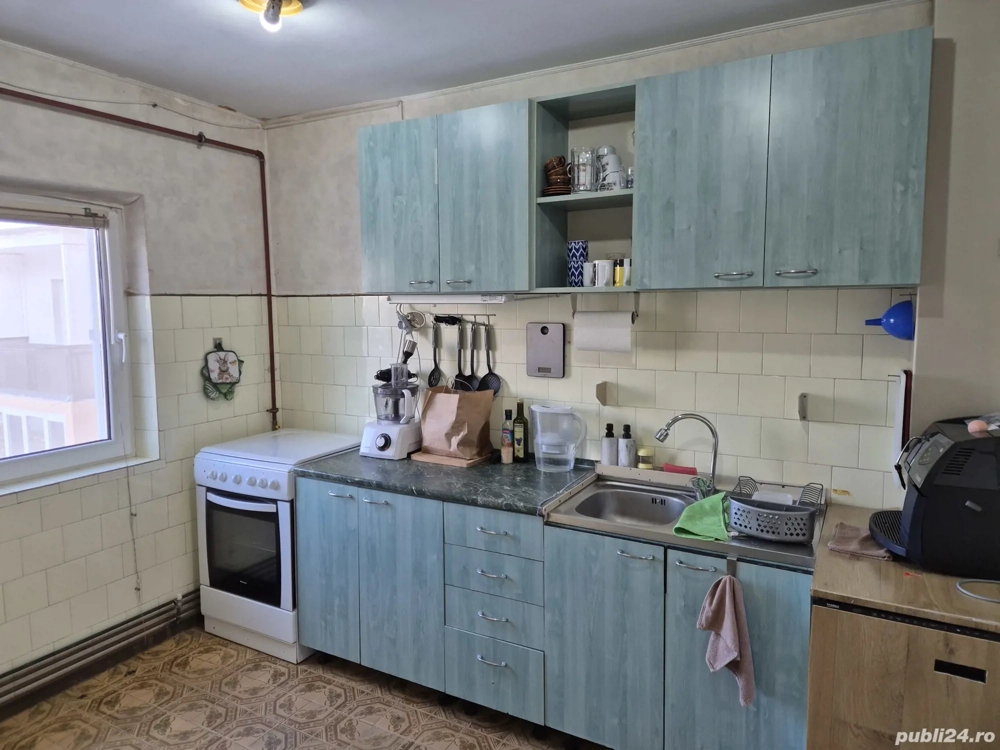 Apart.4 cam.,centr. proprie , zona B.Rosu , et.2 , Pret redus