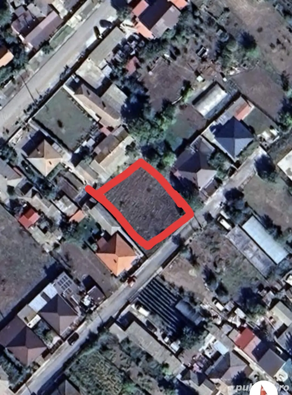 Vand teren intravilan Castelu