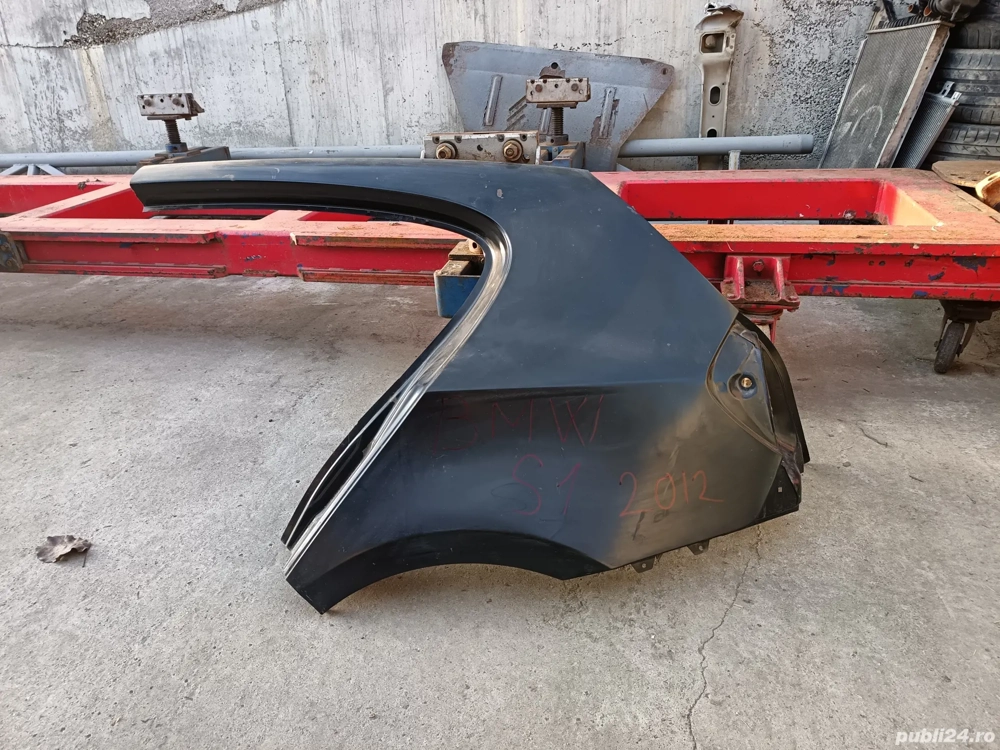 Aripa stânga spate noua originala BMW Seria 1 E87 