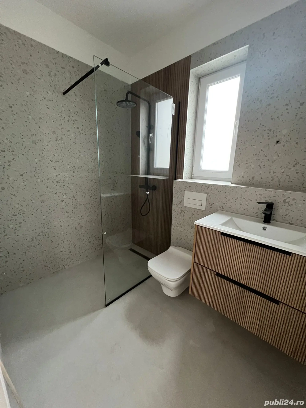 PROPRIETAR | Apartament cu pod amenajabil, balcon si 4 locuri parcare, Giarmata-Vii, lângă Timișoara