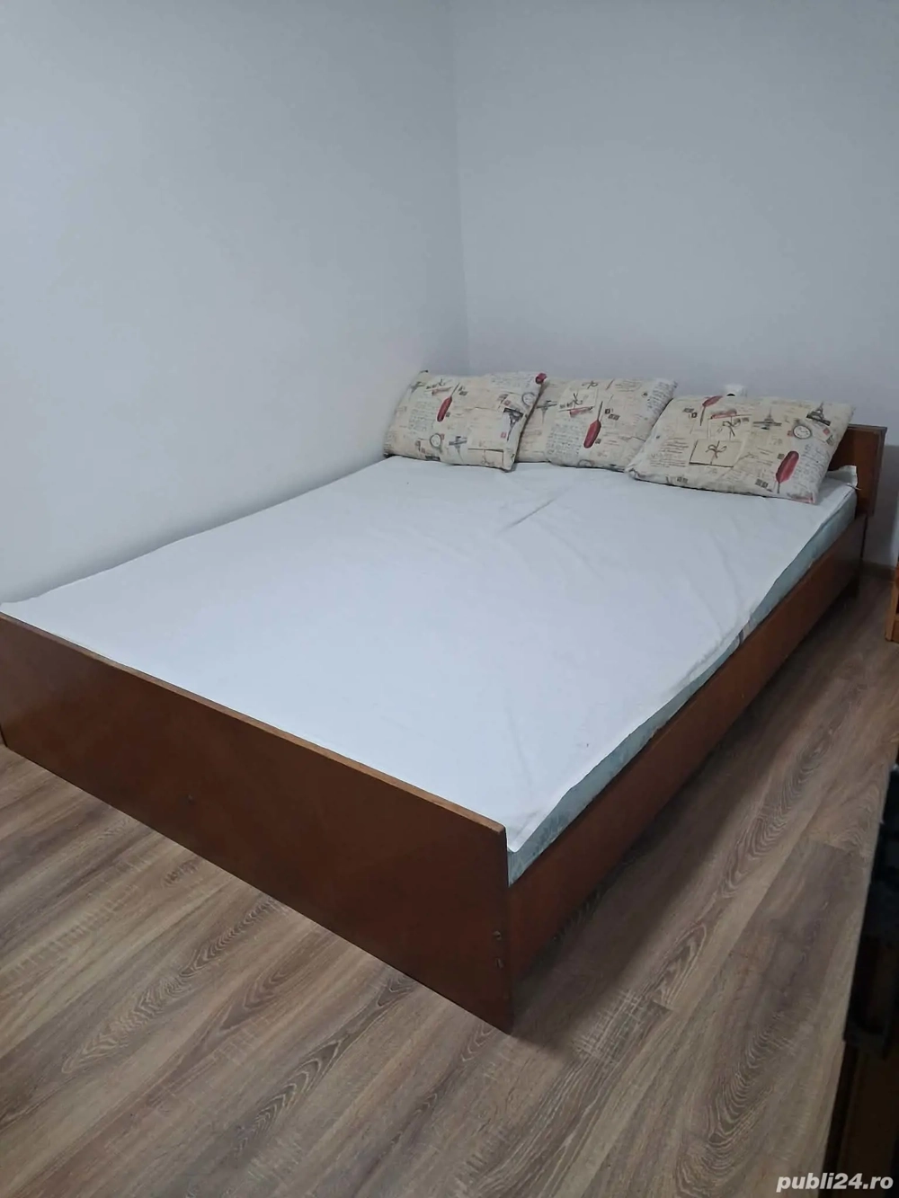 Inchiriez apartament regim hotelier