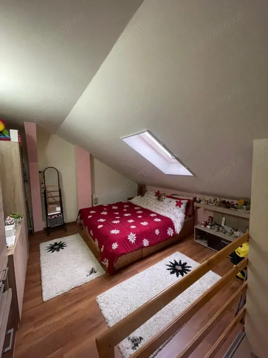 Garsoniera pe două nivele, 38 mp, zona Tepes