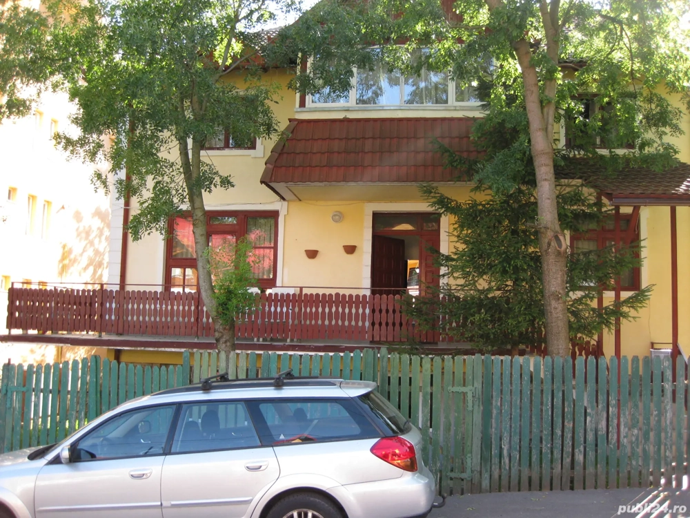 Vila in Busteni, langa partia ski si padure, pensiune