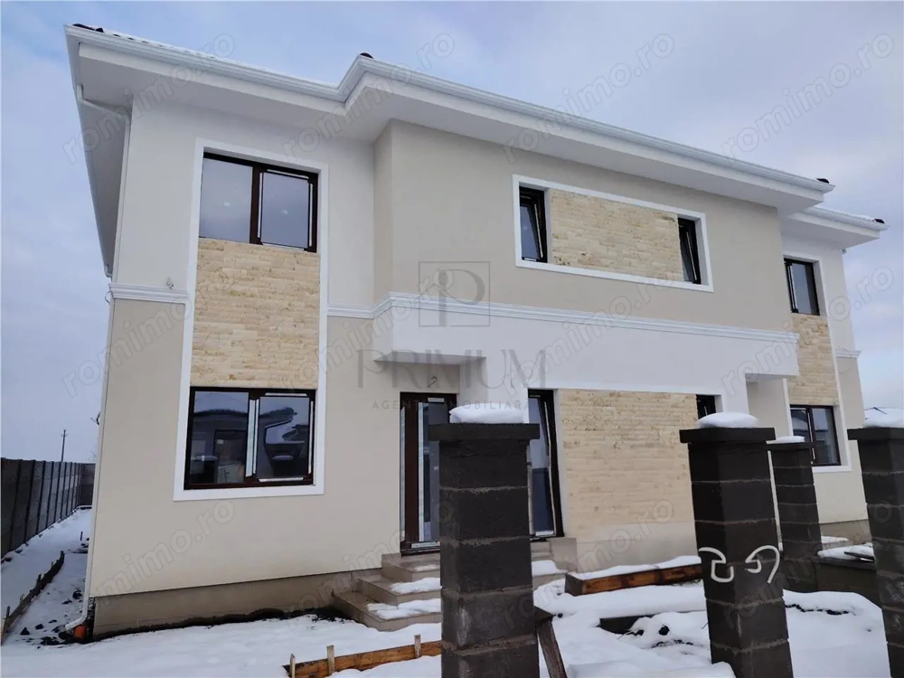 Duplex superb - toate utilitatile - la cheie.