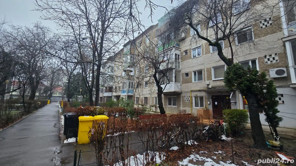 Apartament 3 camere etaj 1, Strada Stelelor