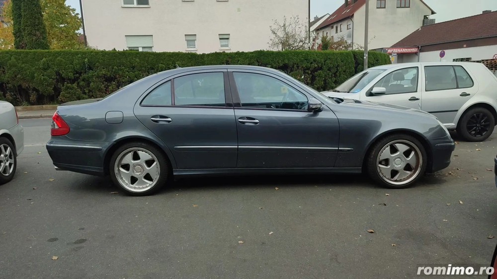 Mercedes-Benz E 280 Avantgarde, fără accidente, bine întreținut