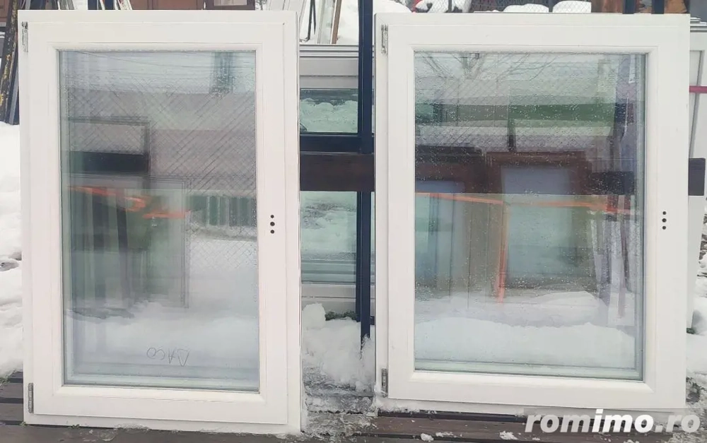 Fereste pvc noi în stoc diferite culori și dimensiuni.