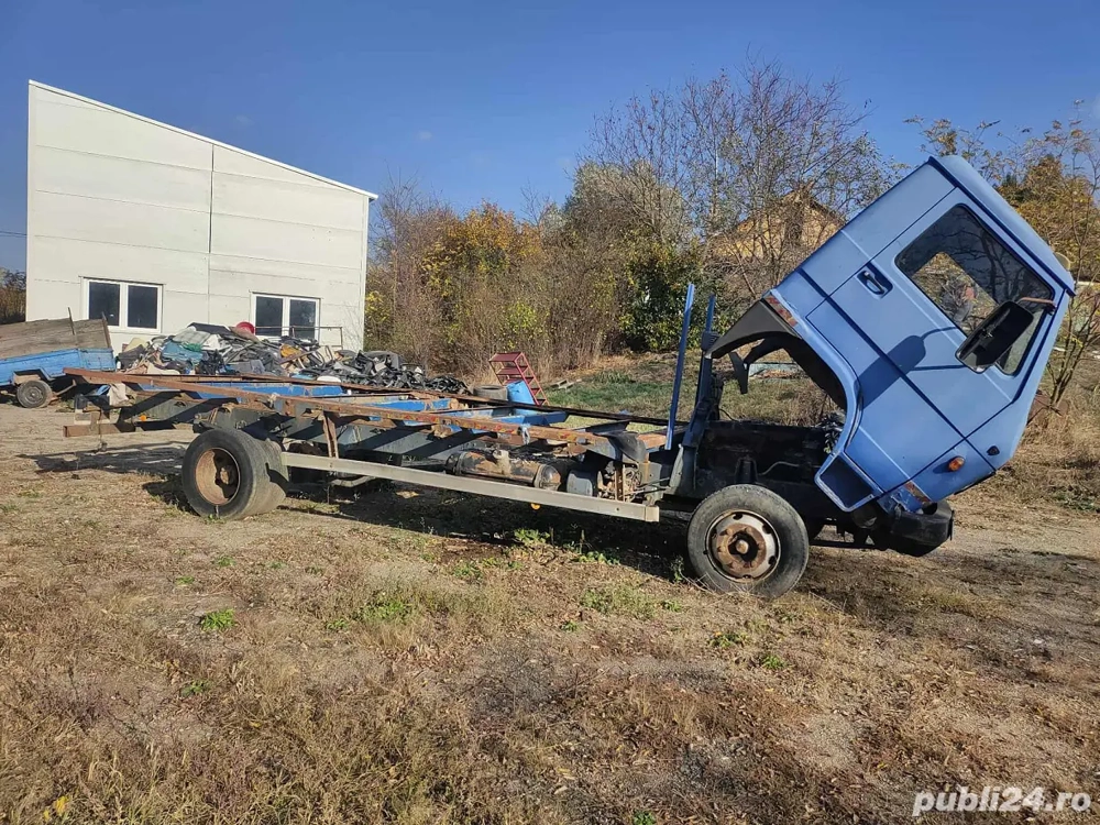 Sasiu camion ideal pentru remorca agricola sau trailer forestier