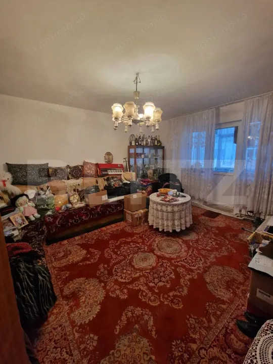 Apartament 3 camere, 62 mp, plus boxă, zona George Enescu