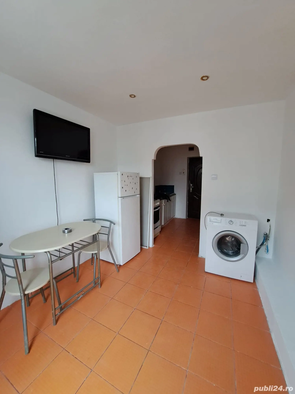 Vînd garsonieră zona CET, Constanța 