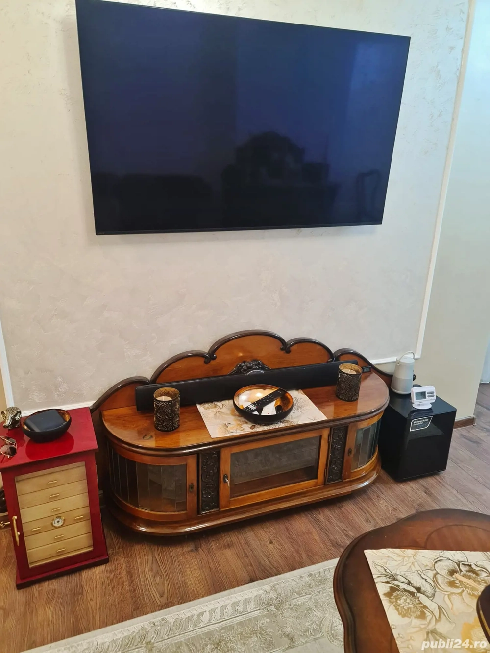 Central - Apartament lux, 64 mp utili + boxa 15 mp