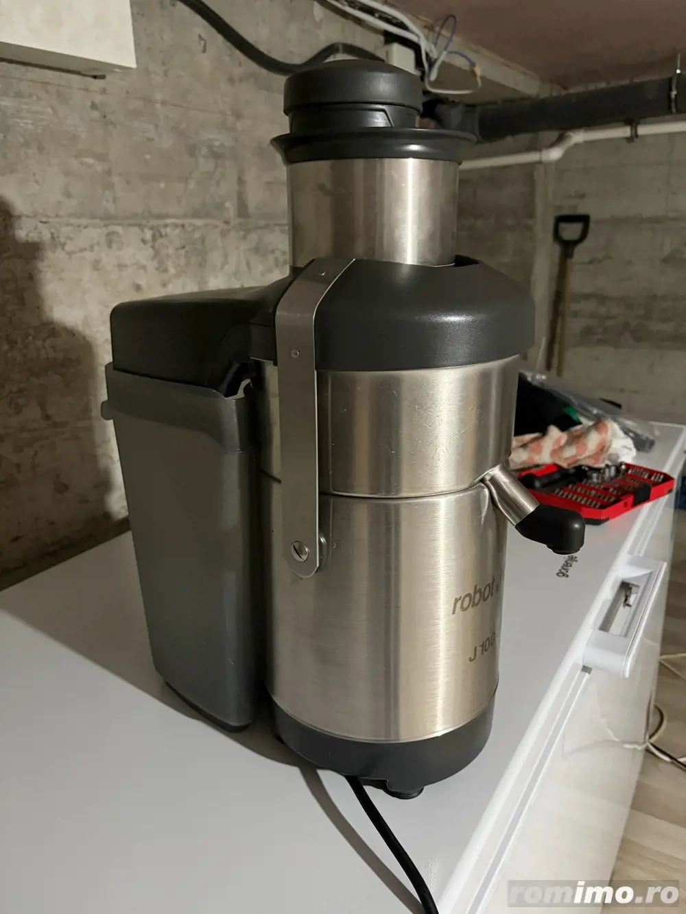 Storcator Profesional Robot Coupe J100