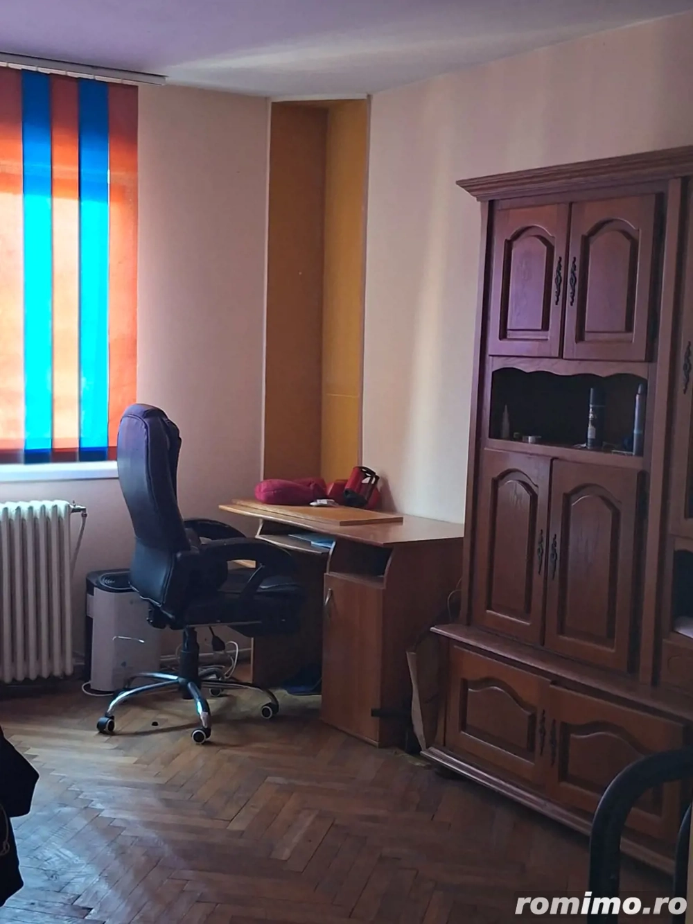 Apartament 2 camere, decomandat, 44 mp, Aleea Plopilor - zona 9 Mai