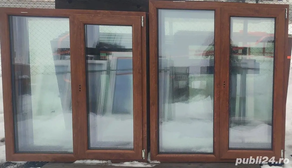 Fereste pvc noi în stoc diferite culori și dimensiuni.