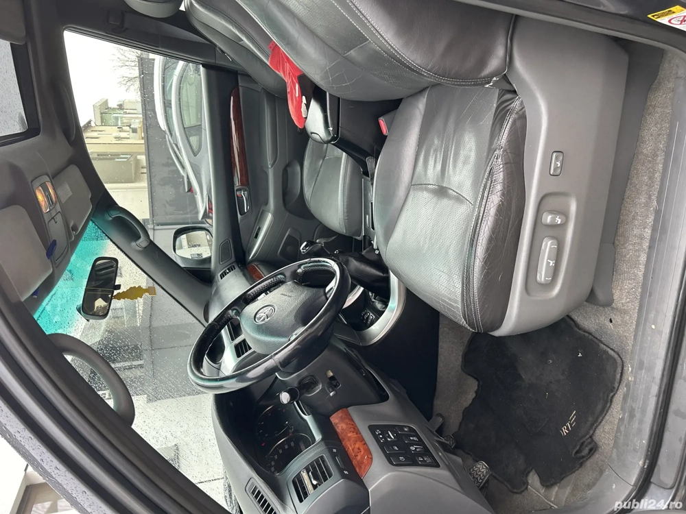 vand toyota land cruiser 2004 dec, inmatriculat  feb  2005, 9700 euro