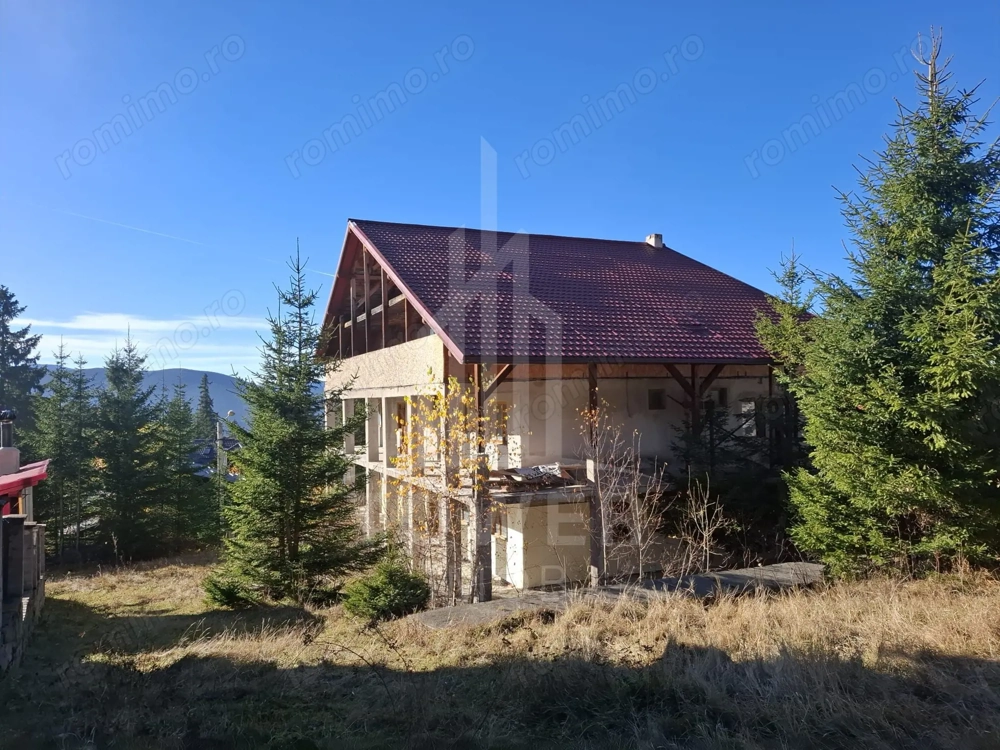 Pensiune de vânzare în Păltiniș – oportunitate de investiție