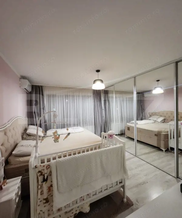 Apartament 3 camere, 2 bai, 2 parcari, 92 mp, zona Florilor