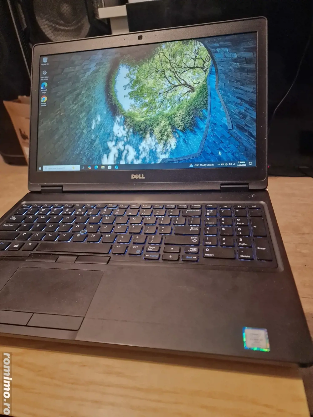 Laptop Dell Latitude 5590