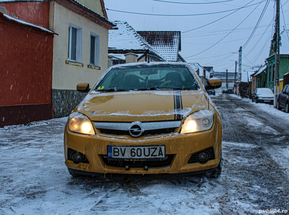 Vând Opel Tigra 