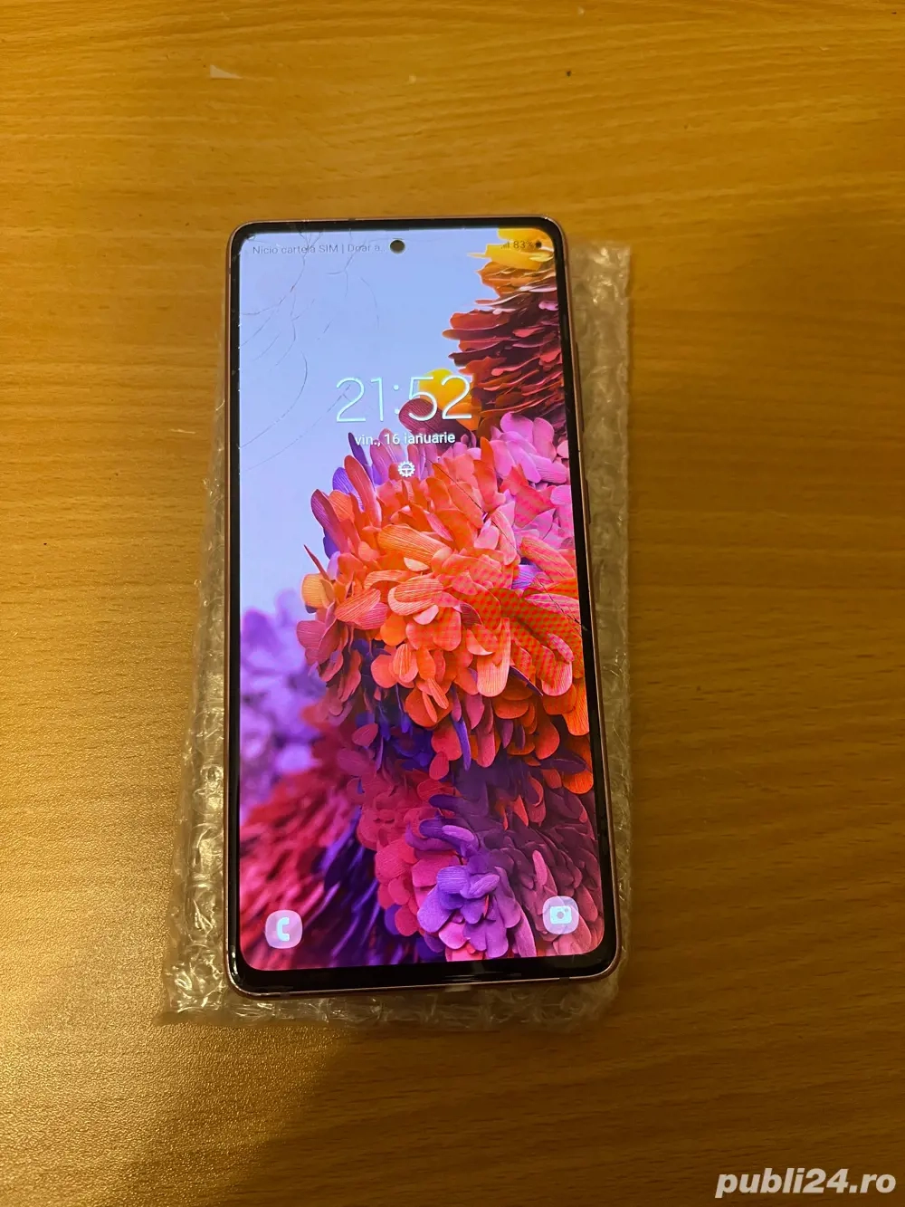 samsung s20 roz pudrat foarte frumos 