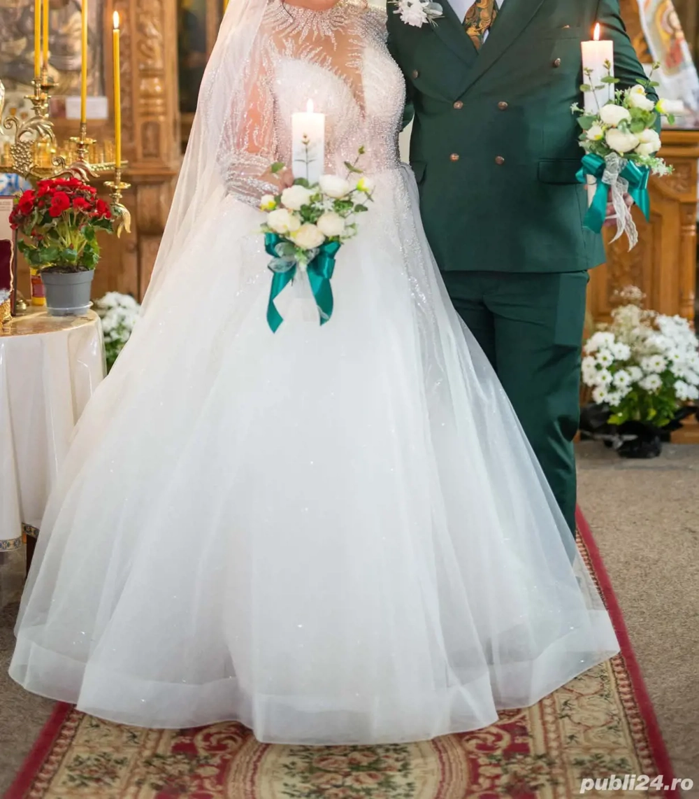 Vând rochie de MIREASĂ 