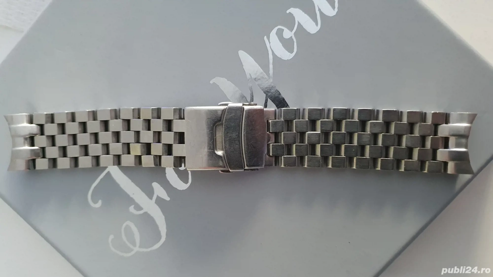 Brățară ceas masivă