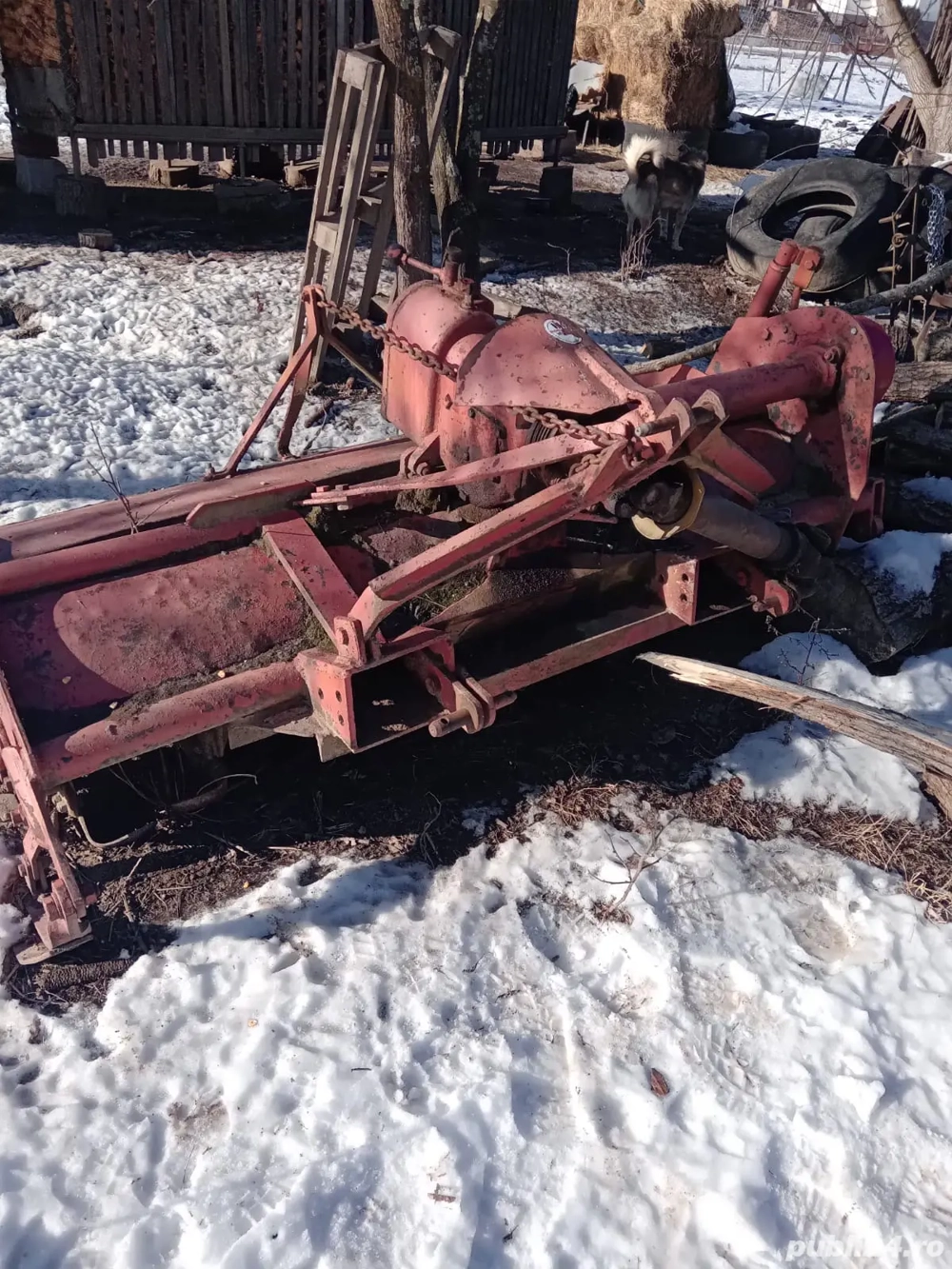 Freză rotativă de pământ 