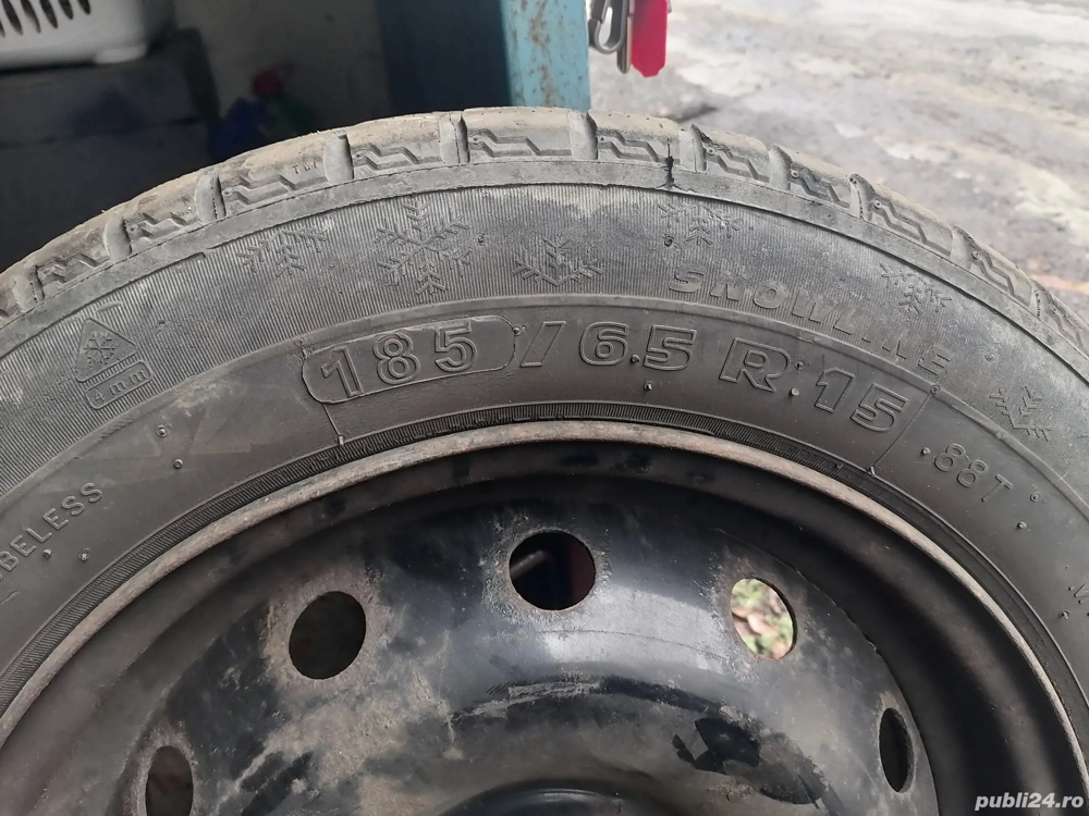 Vind  set 4 roti (anvelopa de iarna +janta tabla) 185/65/15 - (logan)