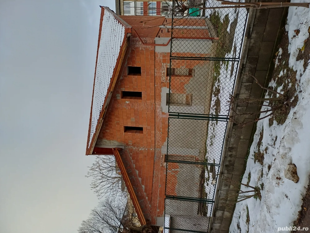 Vand casa P+M la rosu, zona centrala Timisoara