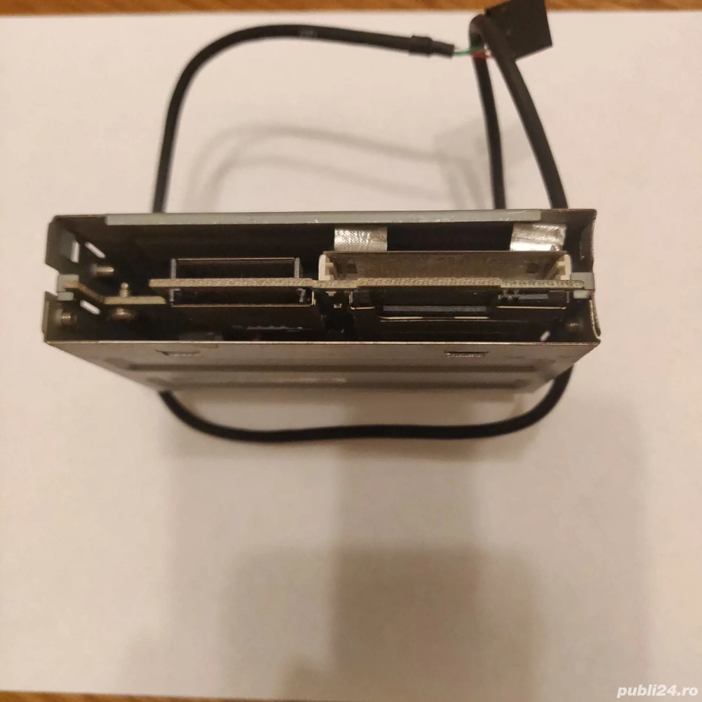 Cititor de carduri , card , pentru PC , desktop