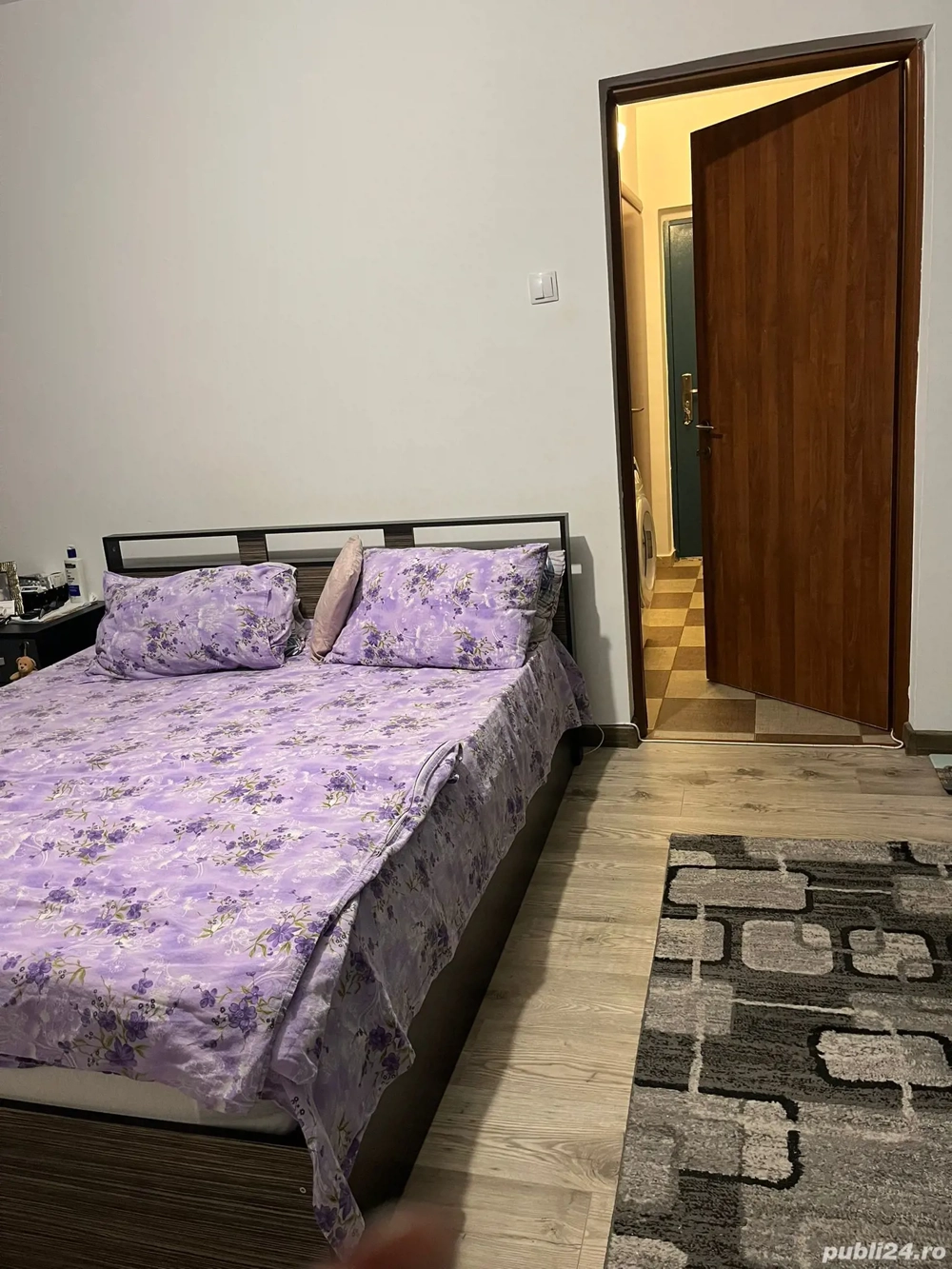 Garsoniera de vanzare Mega Mall