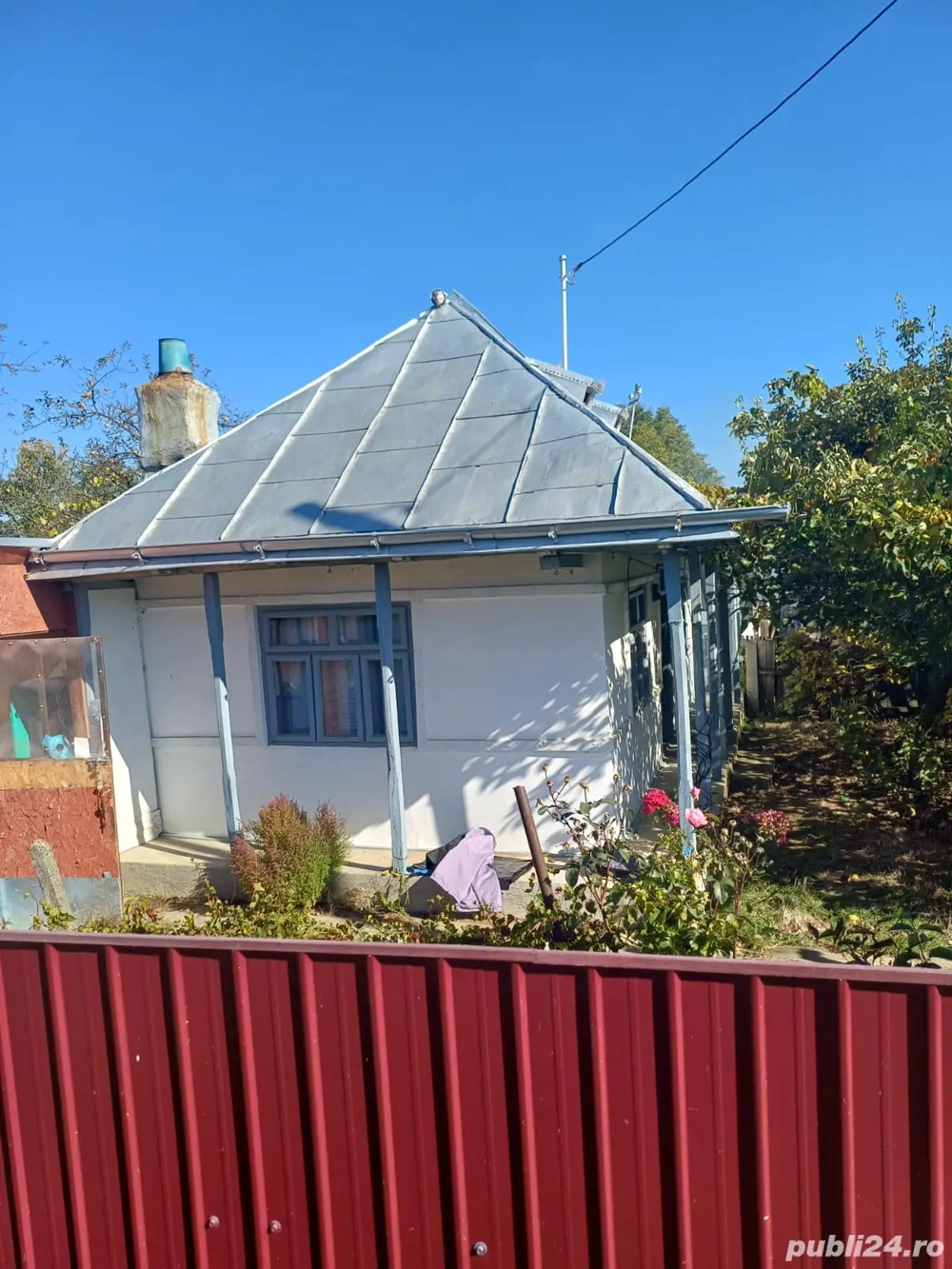 Vand casa + teren (4100 mp) - direct propietar