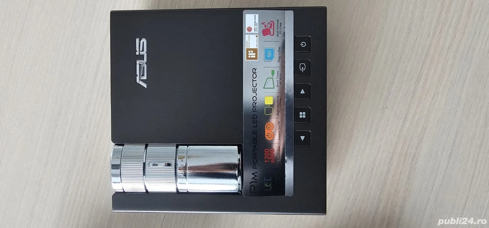 Mini proiector portabil ASUS P1M WXGA200
