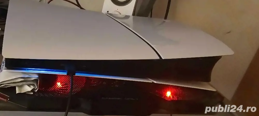 Vând PlayStation5 Digital 