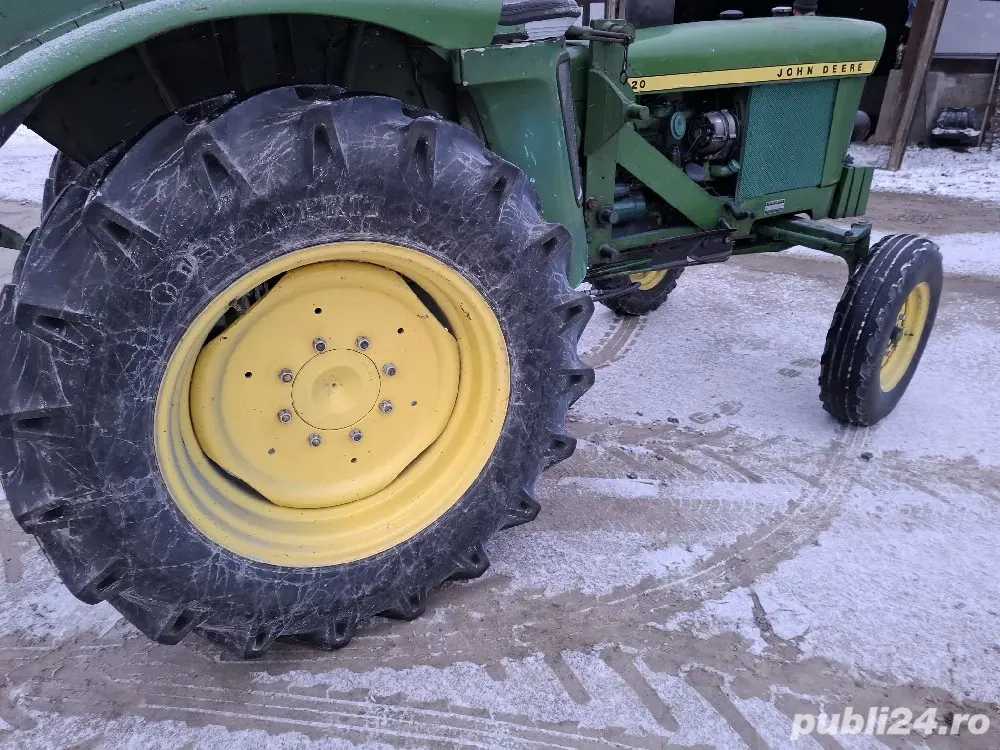 Vănd tractor john deere