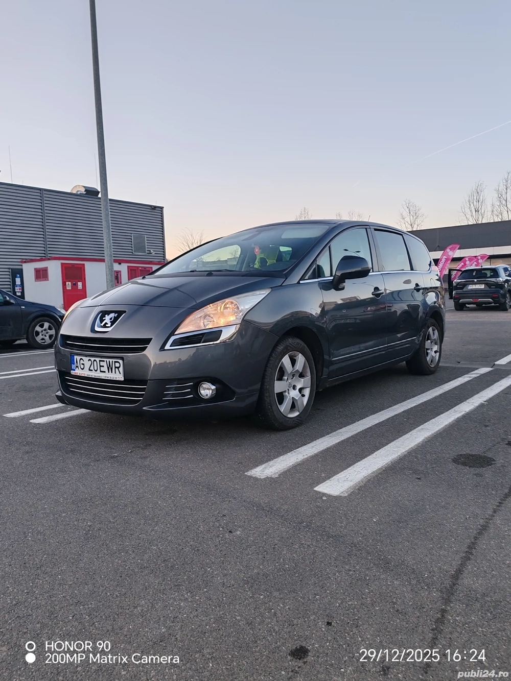 Peugeot 5008 SUV 1.6 Hdi