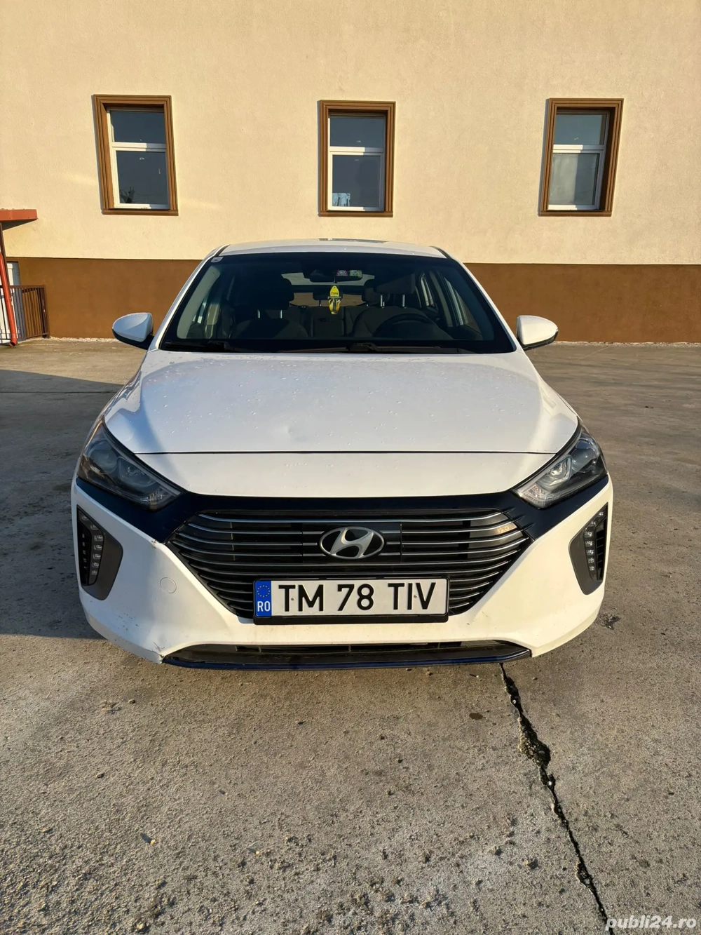 Vand Hyundai Ioniq Hybrid Motor 1.6 benzina + electric an 2019