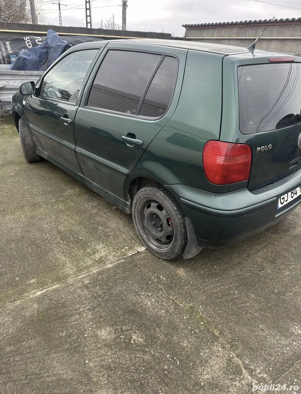De vânzare   dezmembrare vw polo an 2001