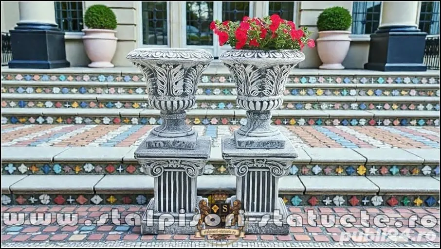 Set soclu cu vază, gri patinat, model S64-V3.