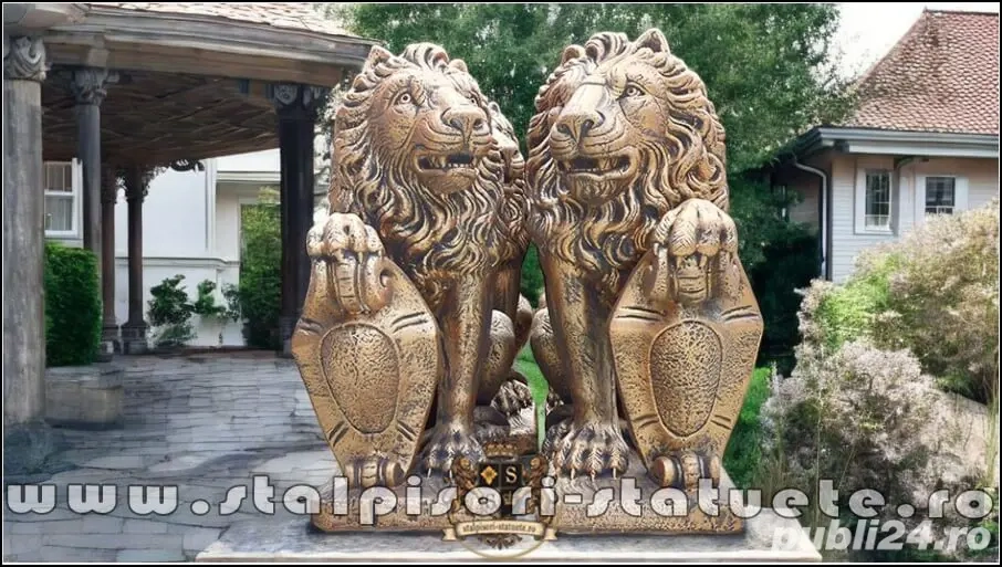 Statuetă leu mare cu blazon, arămiu patinat, model S1.