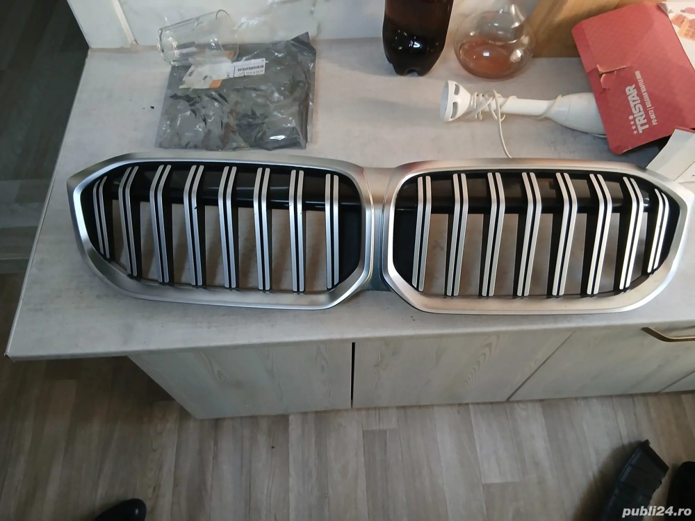 Grila fata  cu mic defect 5113192976 BMW G20 LCI  