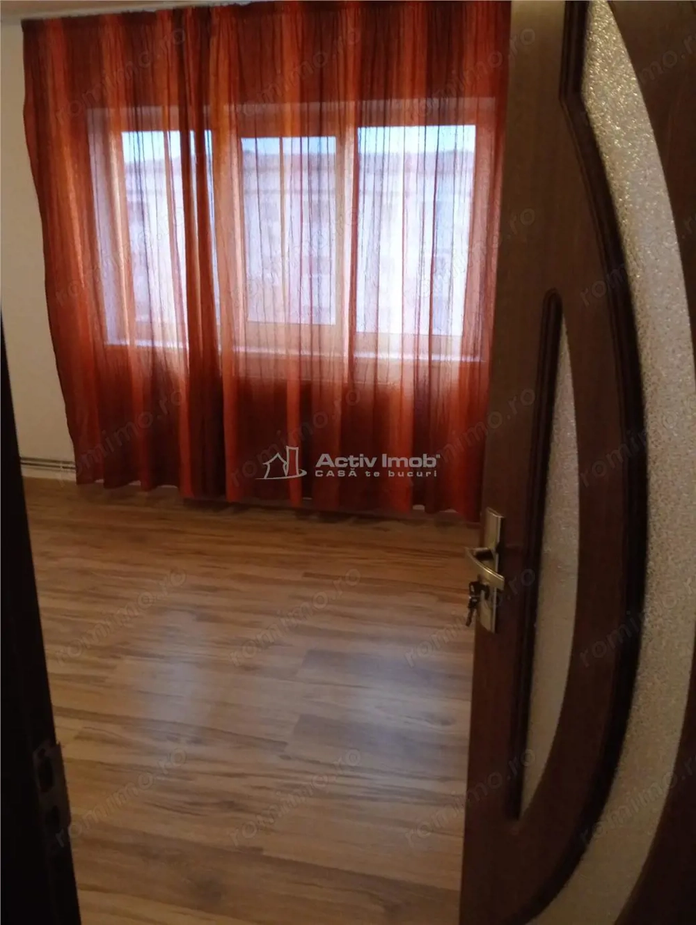 Apartament 2 decomandat, etaj 4, CT - Pelendava