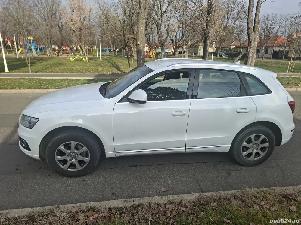 Vand Audi Q5 quattro din 2013