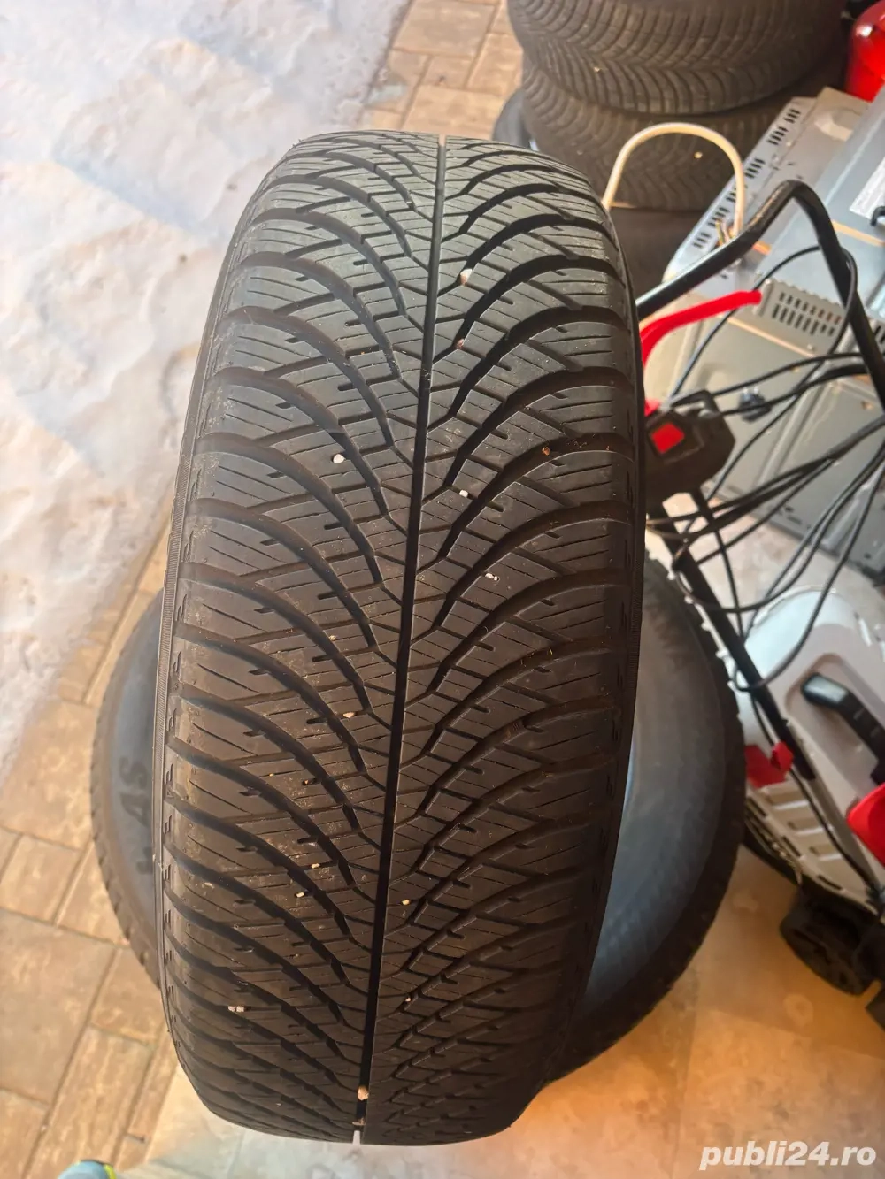 Cauciucuri 225/65/17yokohama 