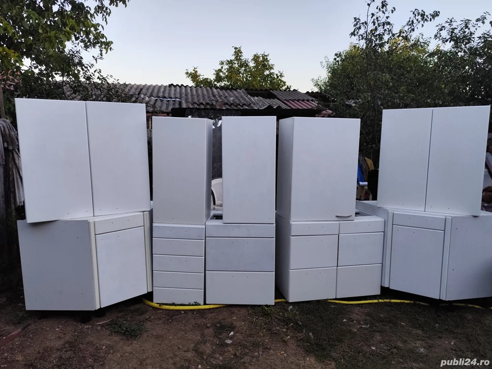 Bucătărie modulară mare 