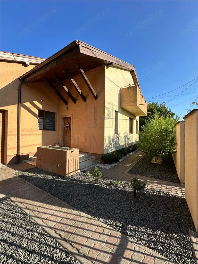 Casa individuala superba - zona TOP ( Calea Buziasului) - mobilata complet - garaj - finisaje deoseb