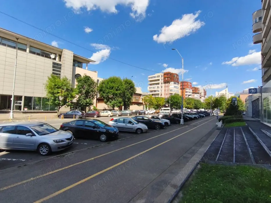 Spațiu comercial premium de închiriat  175 mp, Bld. Traian 