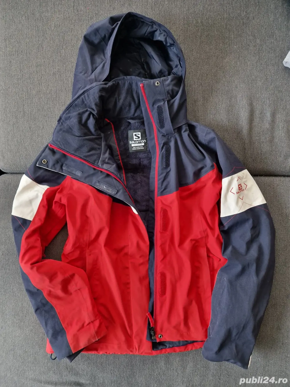 Salomon, jaketa de ski de dama, marime M, folosita 2 sezoane